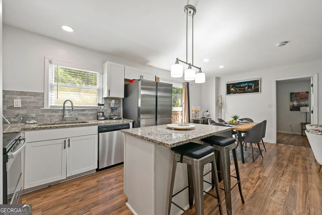 Photo of 5989 Bowden Street