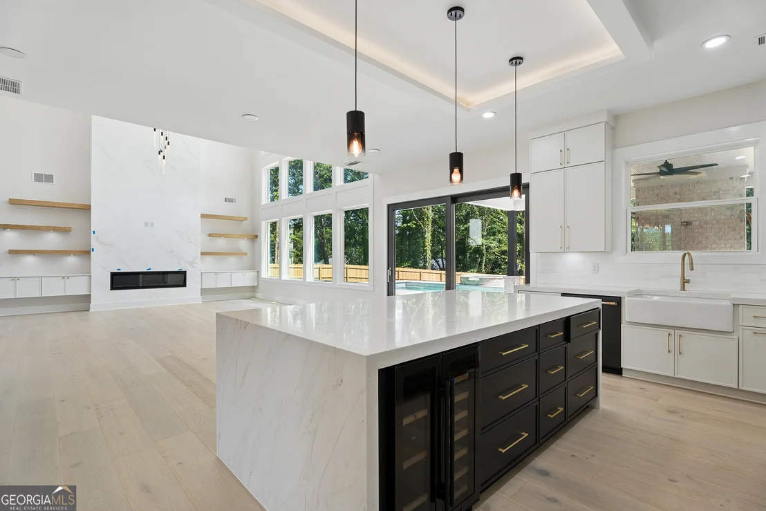 Photo of 1035 Auburn Road