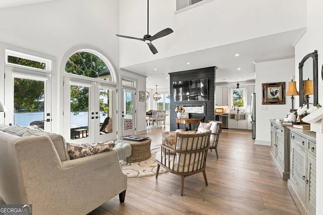 Photo of 451 Mayo Road
