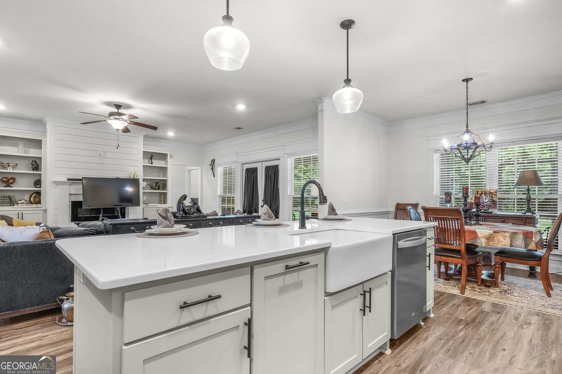 Photo of 166 SE Baker Field Lane