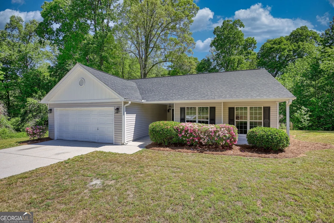 Photo of 854 Hawk Creek Trail