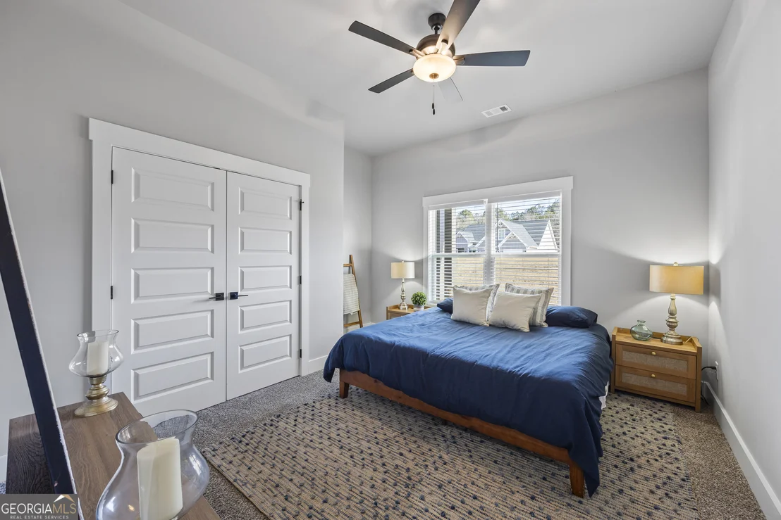 Photo of 152 White Oak Way