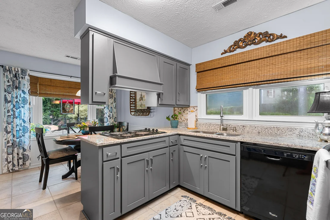 Photo of 321 Woodfield Circle