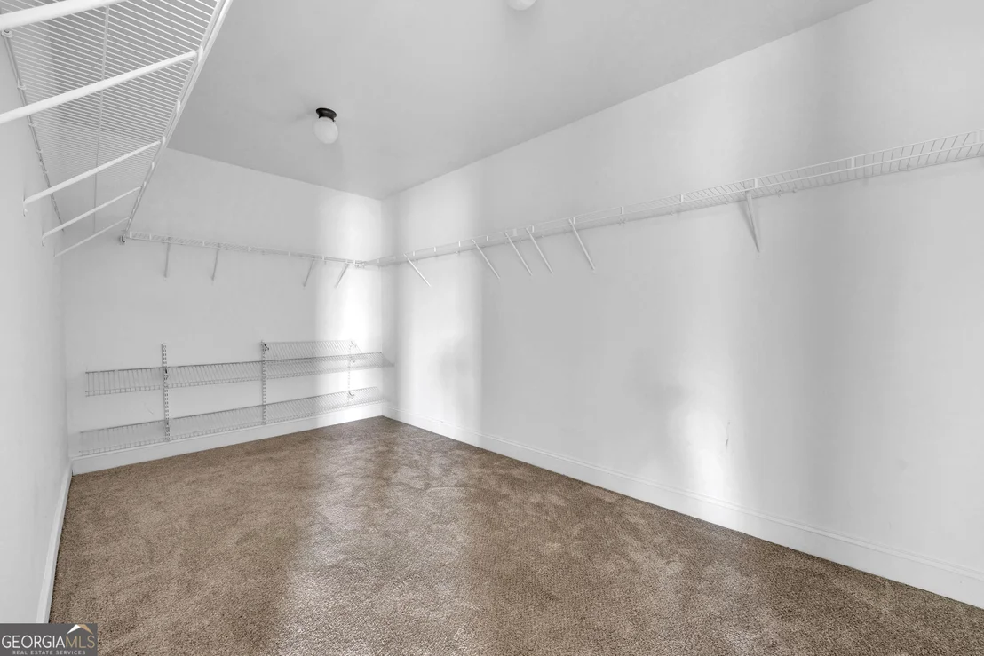 Photo of 910 Southfork Drive