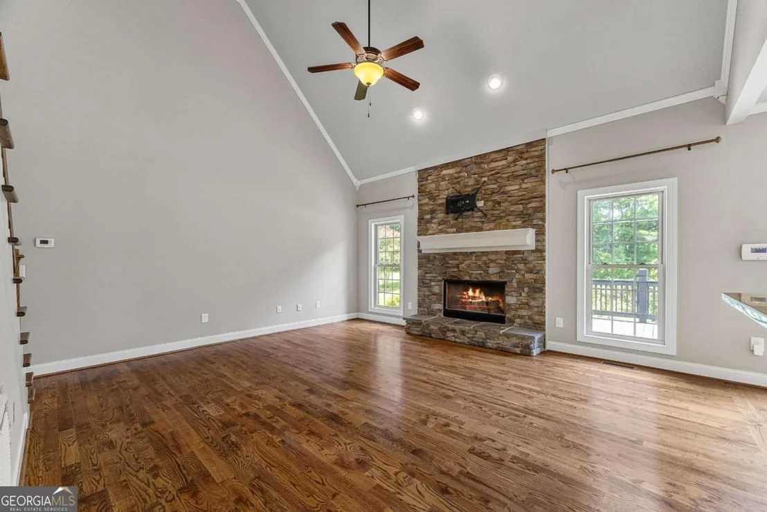Photo of 2165 Harperfield Drive