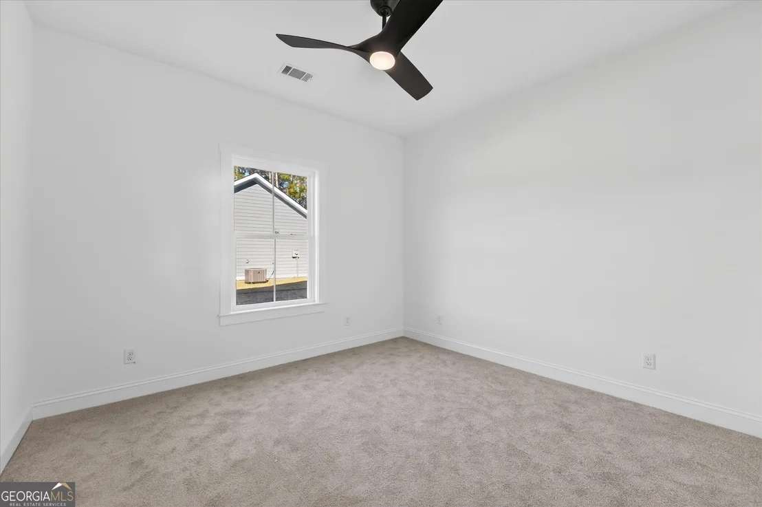 Photo of 1072 Cottage Way