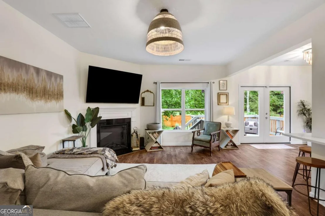 Photo of 615 Mulberry Park Circle