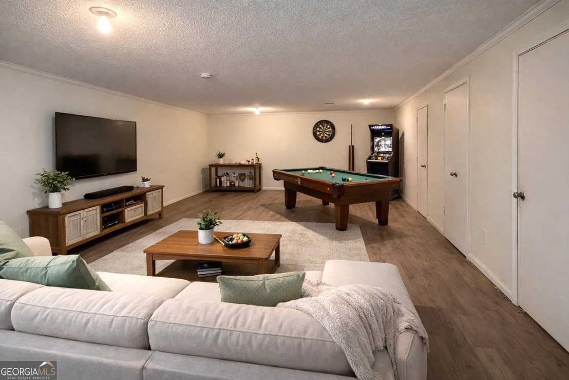 Photo of 5523 green Circle