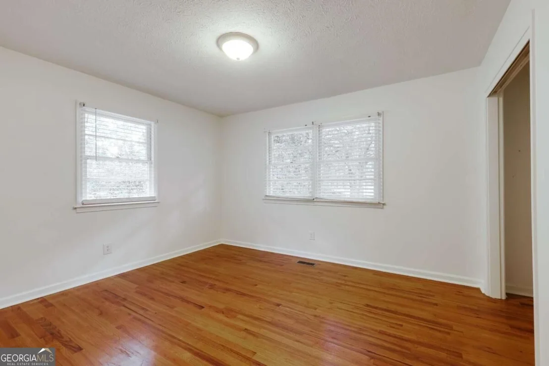 Photo of 1186 ROBERT HARDEMAN Road