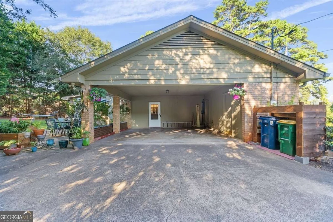 Photo of 200 CLIFTON Drive