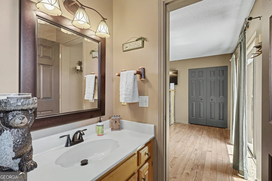 Photo of 2379 Ridgepole Drive
