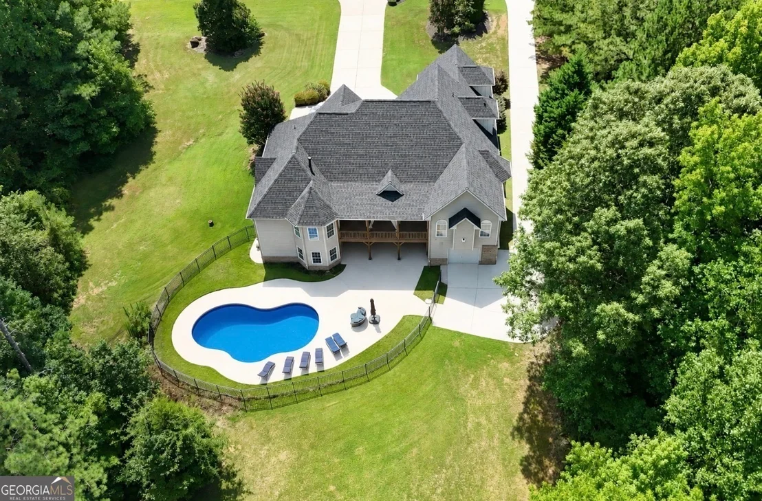 Photo of 32 River Rapids Drive