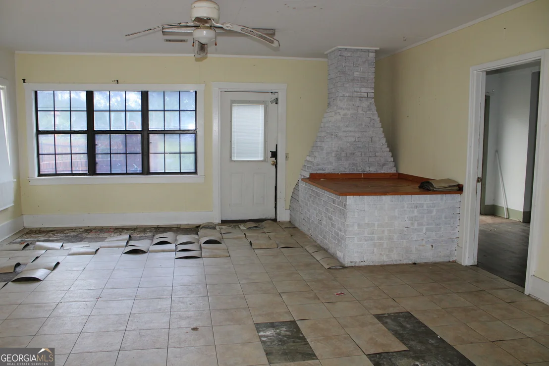 Photo of 338 Lakeview Drive