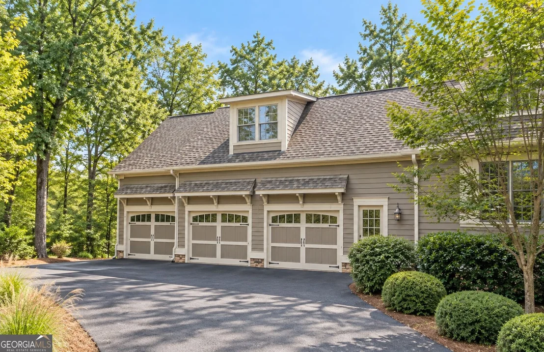 Photo of 188 Bluestern Drive SE