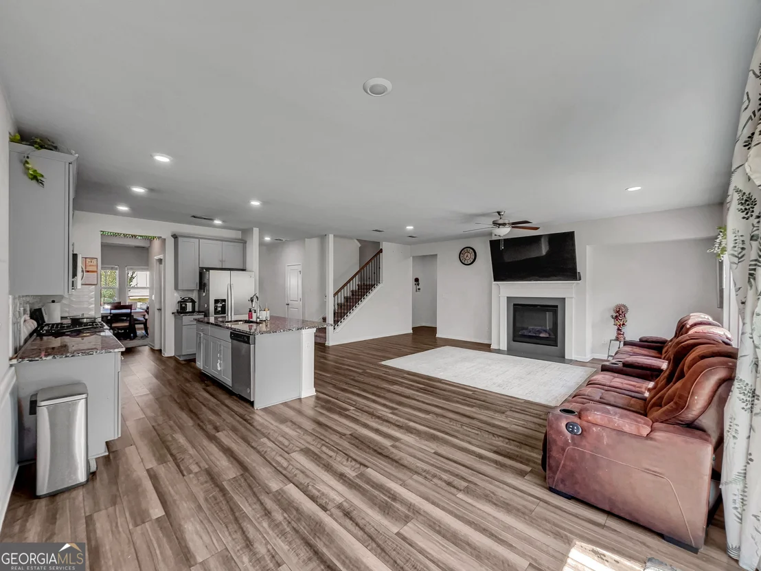 Photo of 5880 Hackberry Lane