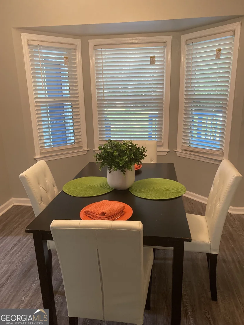 Photo of 260 Edgewater Drive