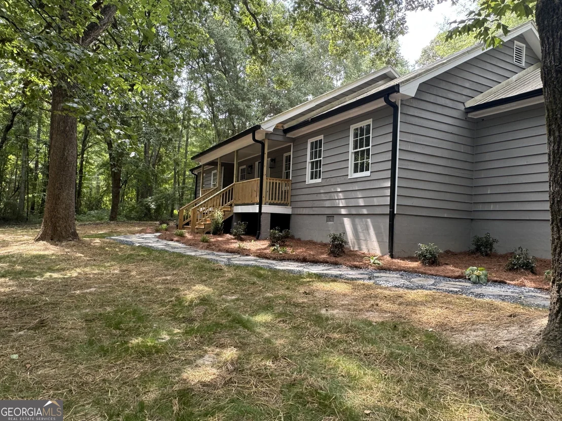 Photo of 290 Booth Road