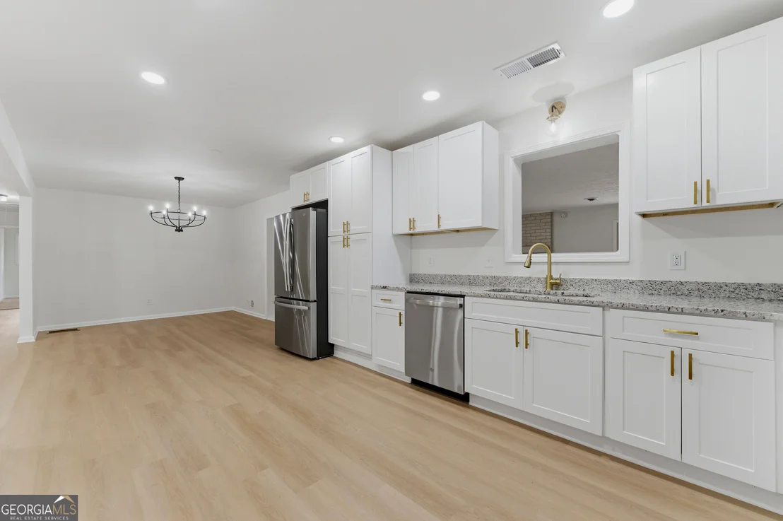 Photo of 5824 Oakleaf Way