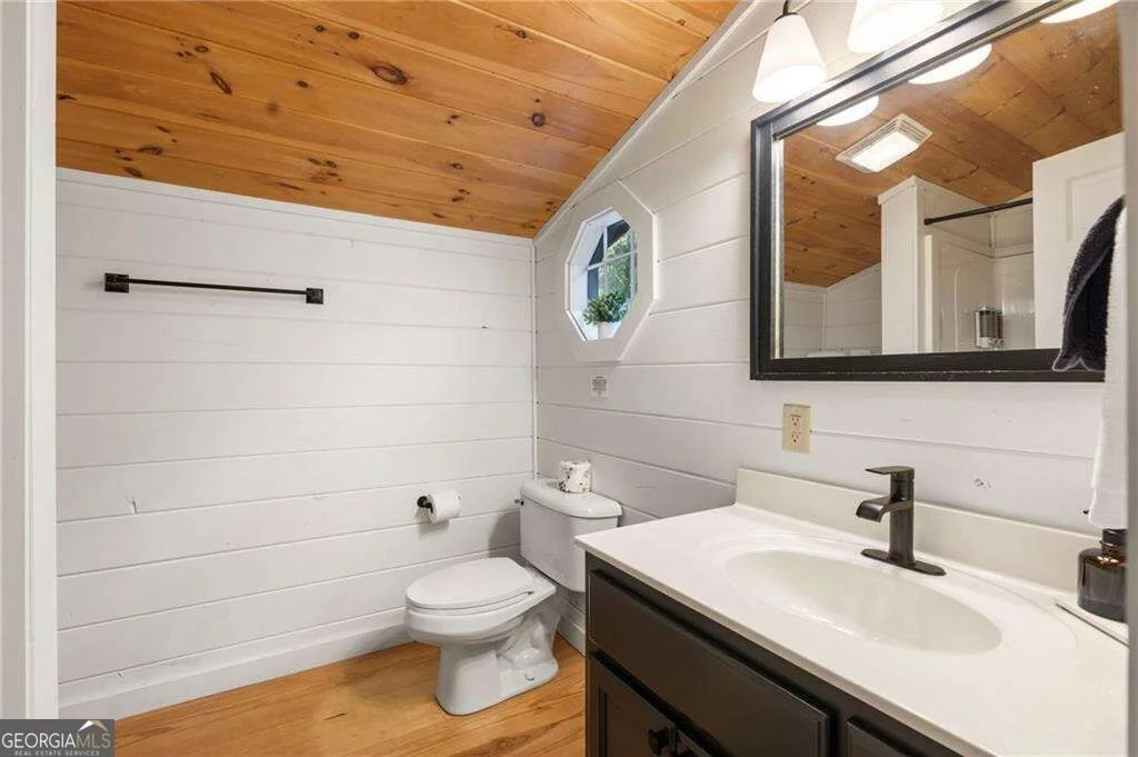 Photo of 120 Brookhaven Trail