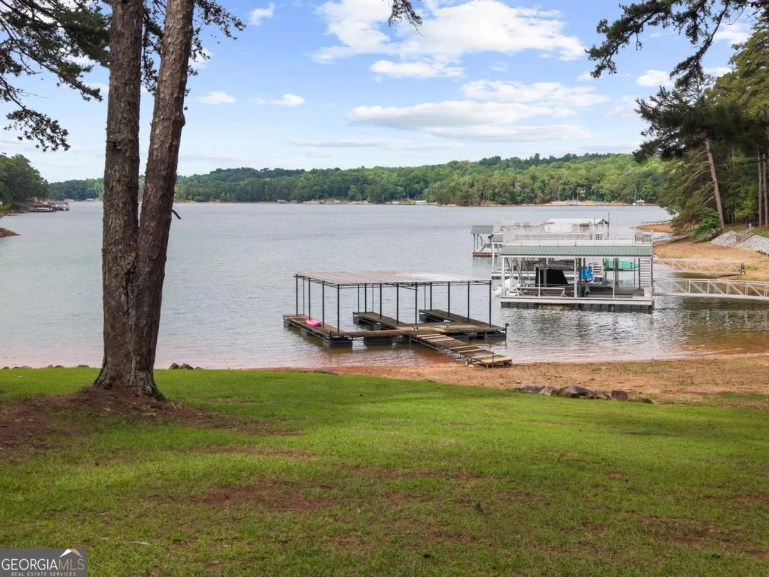 Photo of 7940 Lanier Drive
