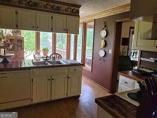 Photo of 431 Woodlawn Drive