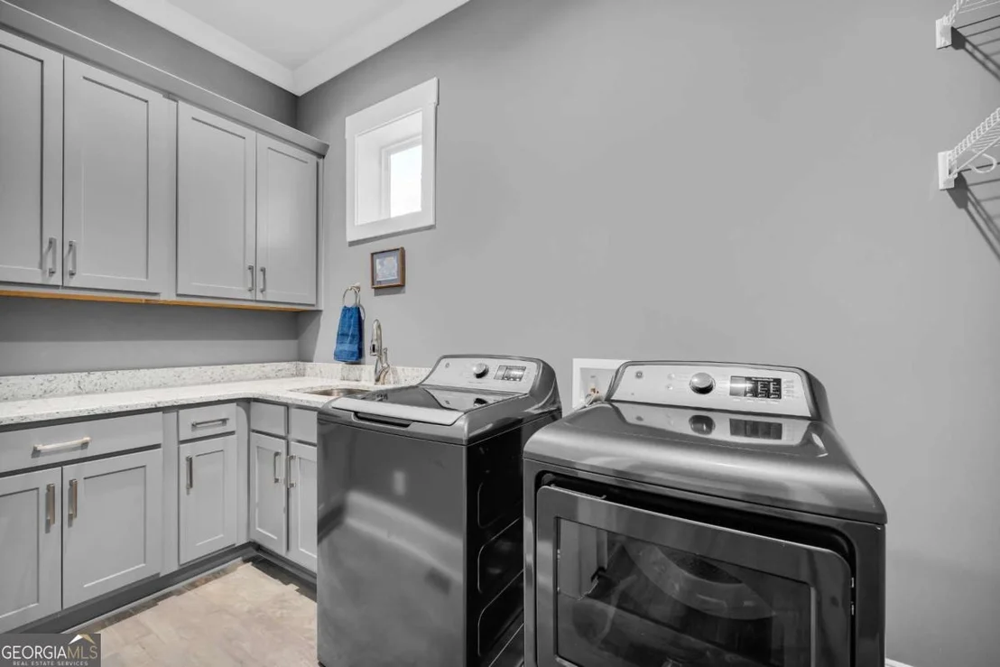 Photo of 2499 River's Edge Drive