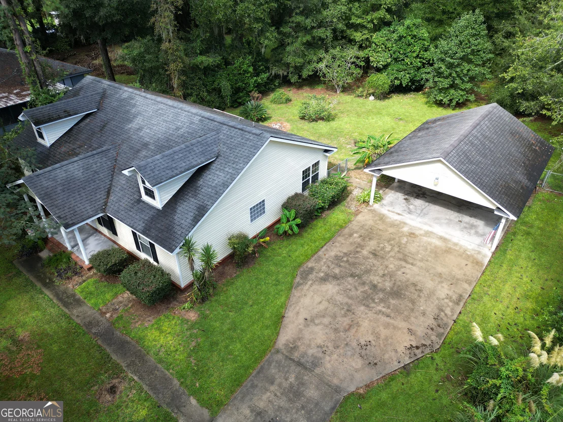 Photo of 504 Lake Drive