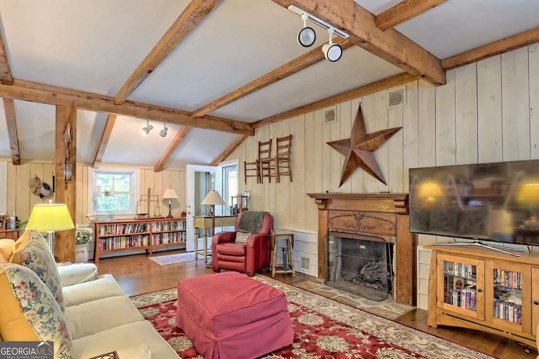 Photo of 208 Colony Road