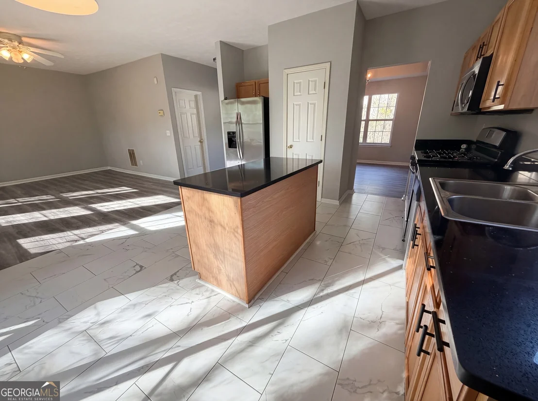 Photo of 403 Clearstream Lane