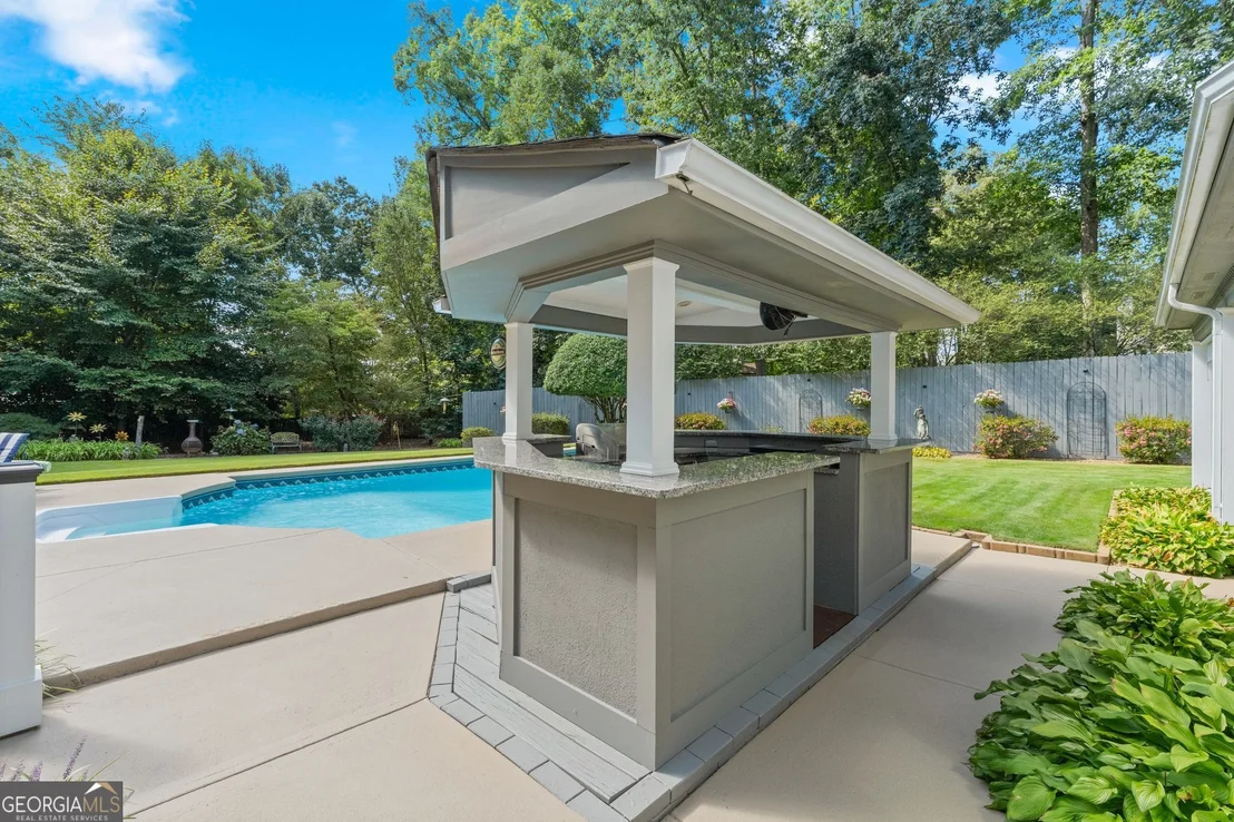 Photo of 5725 Ash Drive