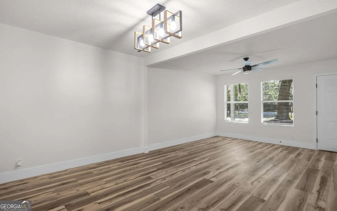 Photo of 539 Pine Avenue