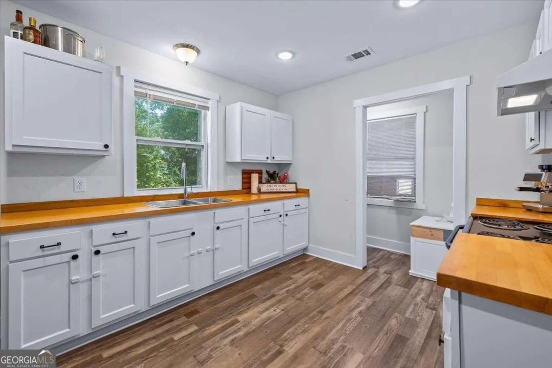 Photo of 204 N Ash Street