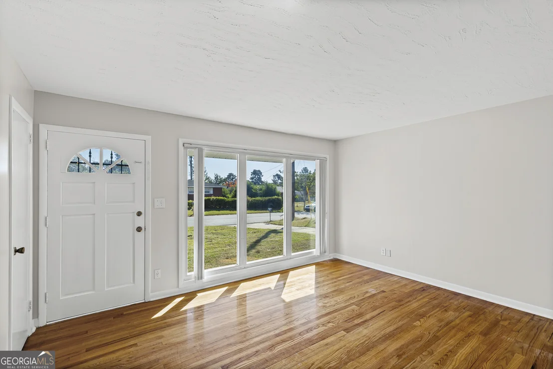 Photo of 3317 Forest Estates Drive