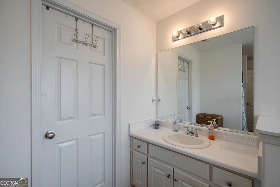 Photo of 1415 Blanding Way