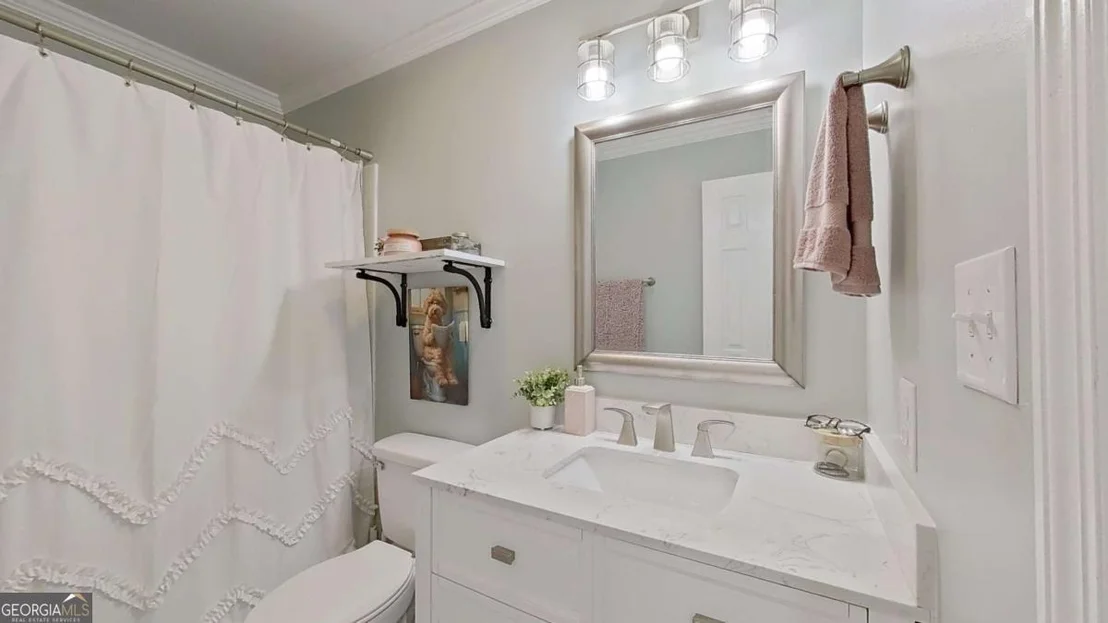 Photo of 1014 Robin Drive