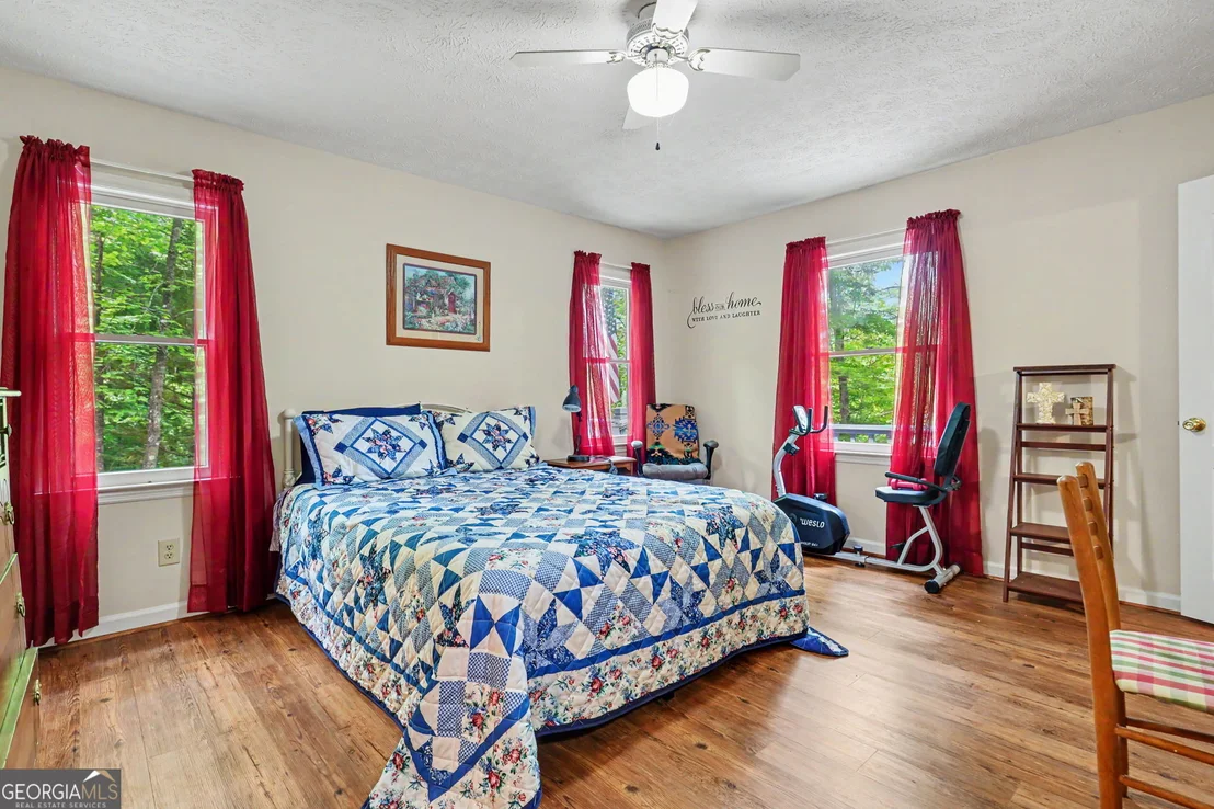 Photo of 325 Walnut Mountain Road