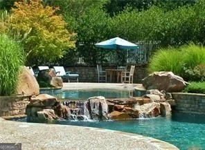 Photo of 5808 Swinging Gate Road