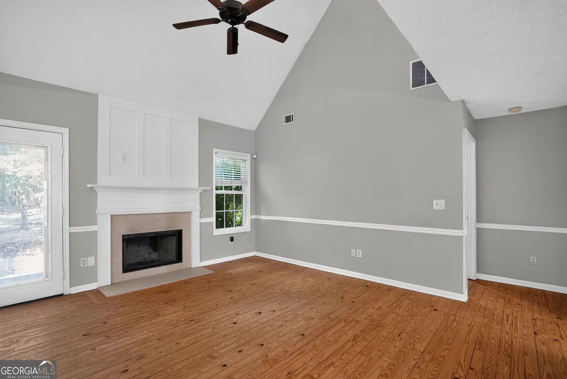 Photo of 102 Ruby Way