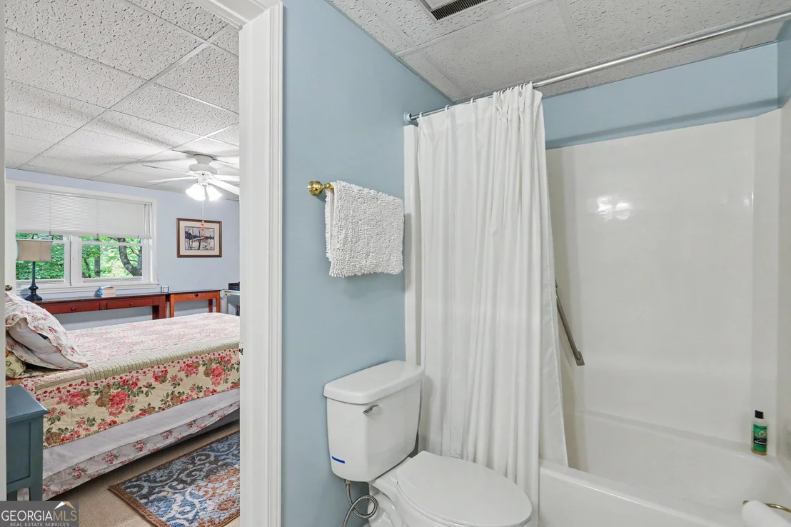 Photo of 854 Saddleback Circle