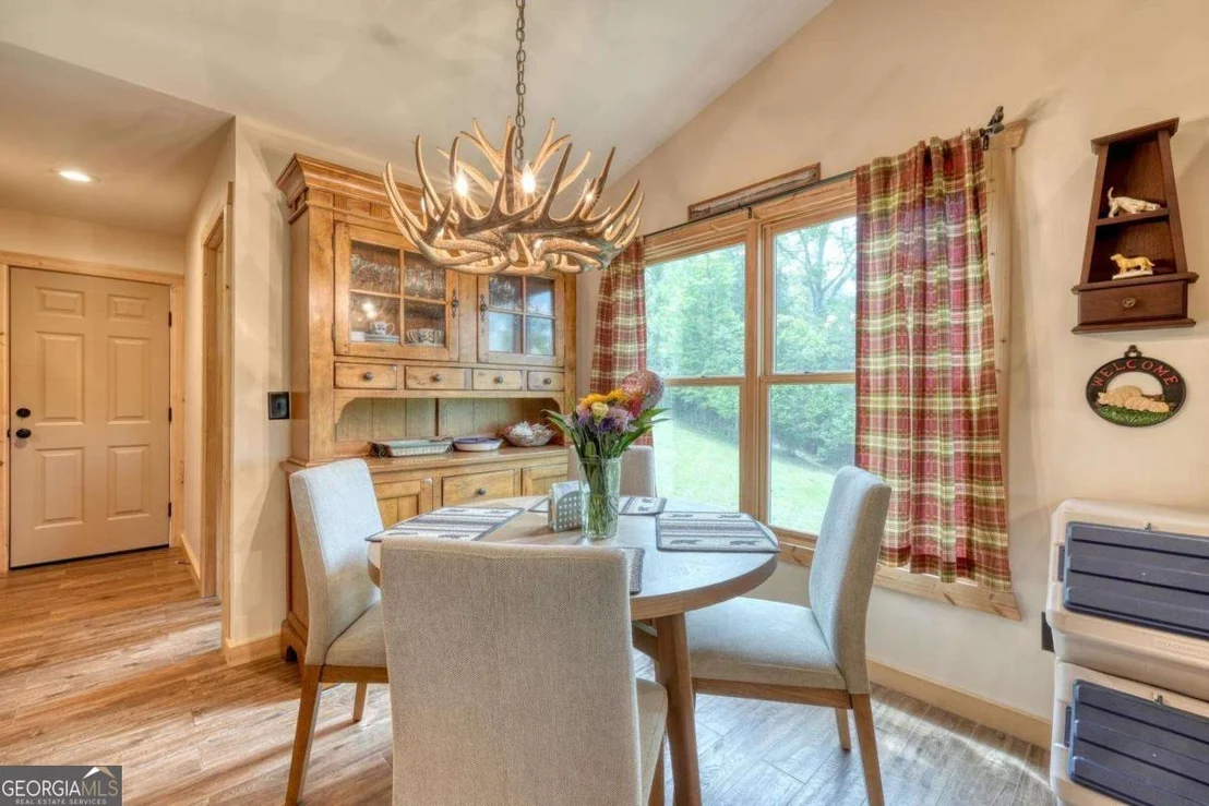 Photo of 366 Upper Fox Trail