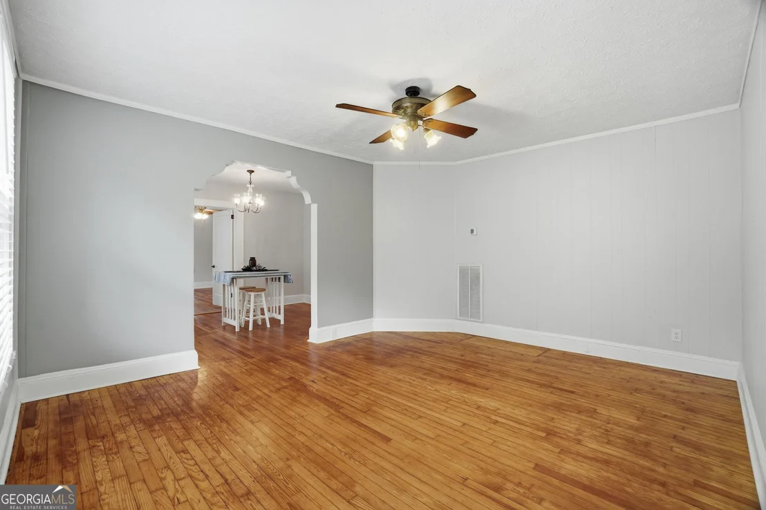 Photo of 3022 Maple Road SE