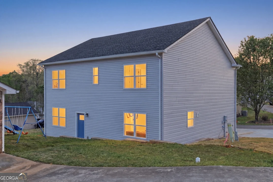 Photo of 139 Saluda Drive