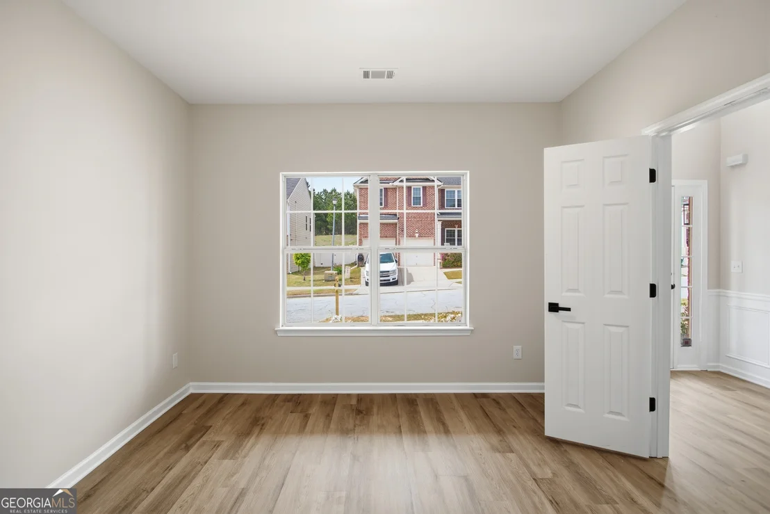 Photo of 3538 Cragstone Road