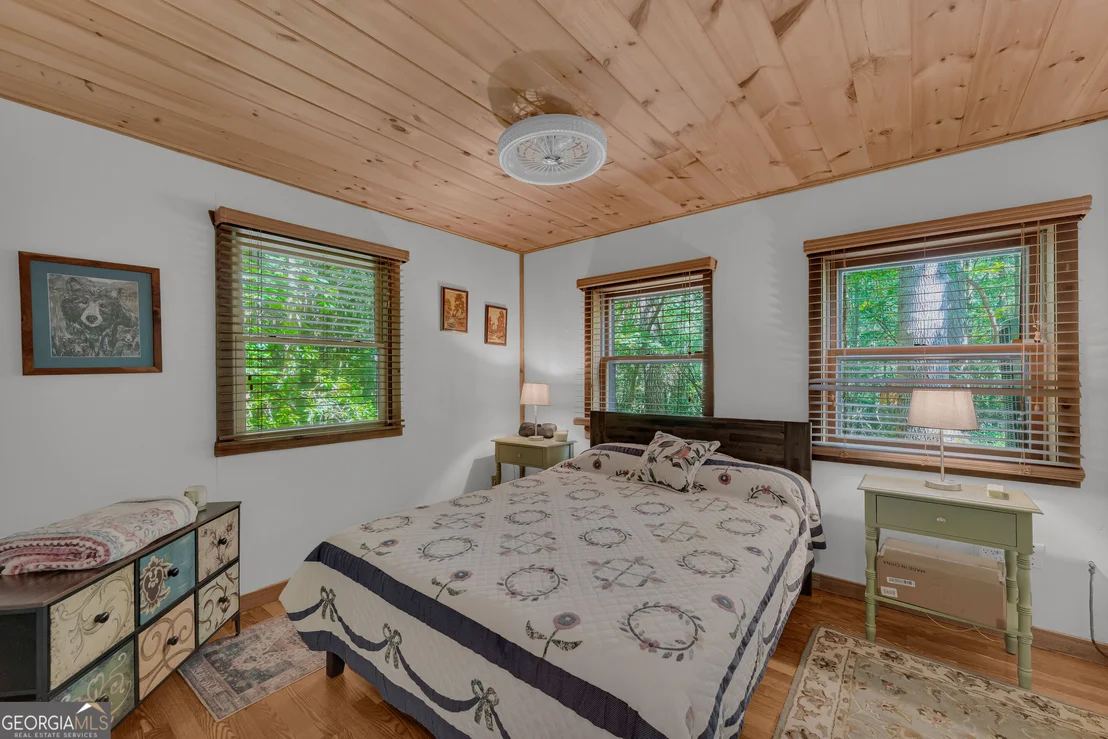 Photo of 113 Biddy Mtn Lane