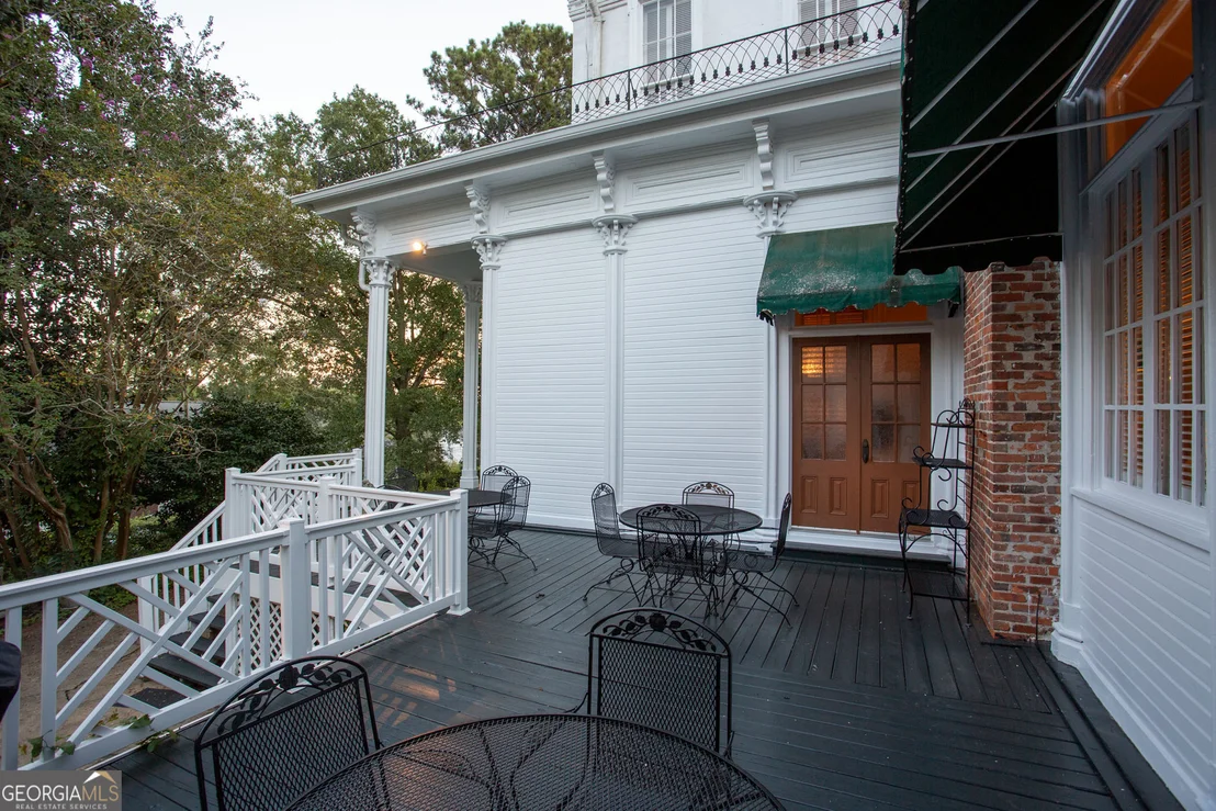 Photo of 534 W WEST BROAD Street