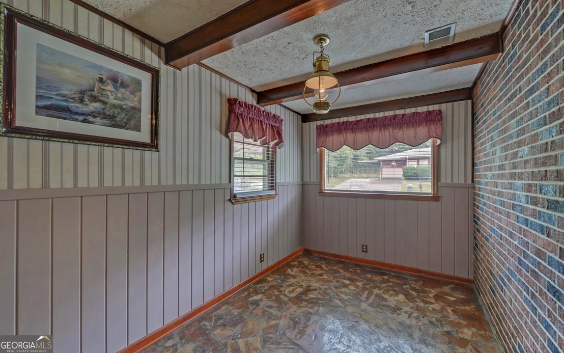Photo of 211 Hilltop Lane