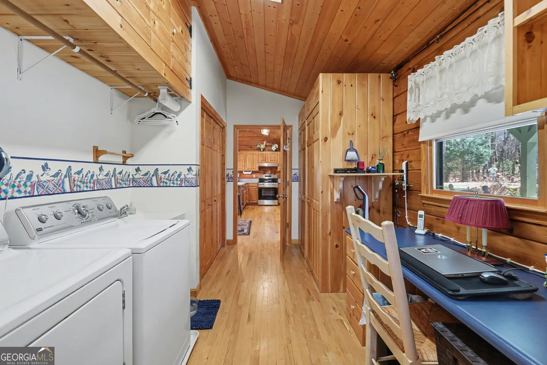 Photo of 437 Highpoint Drive