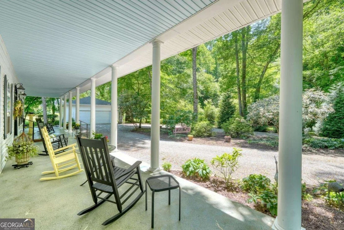 Photo of 198 Riverbend Drive
