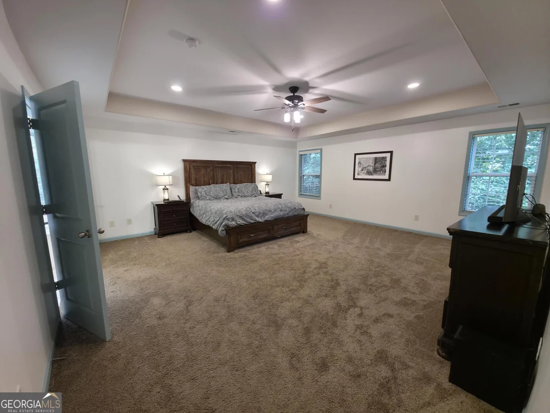 Photo of 96 Oak Leaf Way