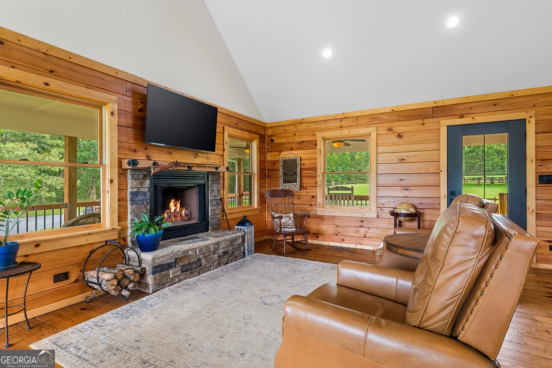 Photo of 135 Mountain Ridge Drive